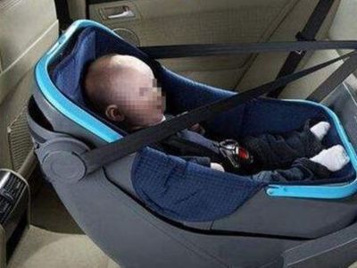 可怕!急刹车导致3岁娃被安全带勒断肠,儿童安全座椅的重要性不容忽视