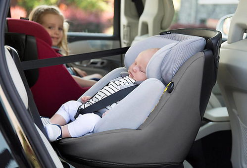 儿童安全座椅纳入立法，守护4岁以下儿童乘车安全